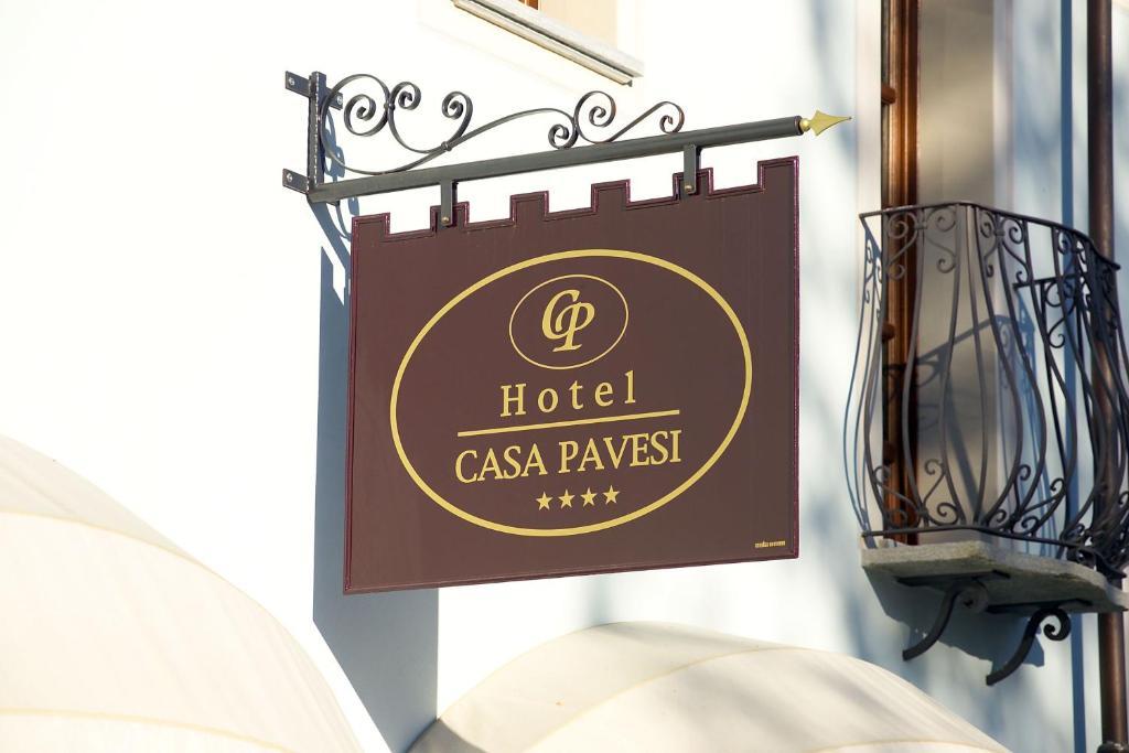 Hotel Casa Pavesi Grinzane Cavour Buitenkant foto